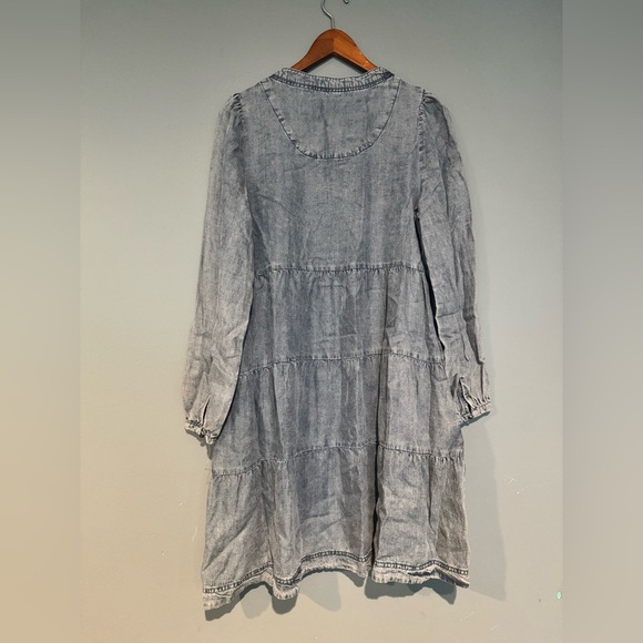 Velvet Heart Chambray Long Sleeve Dress - Picture 8 of 8